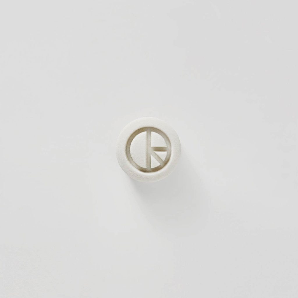 klaxons_love_frequency-portada